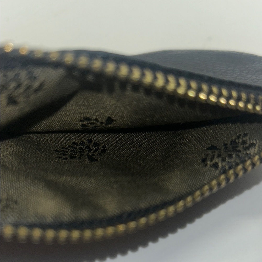 Mulberry Black Leather Pouch with Gold Accents - Picture 3 of 5